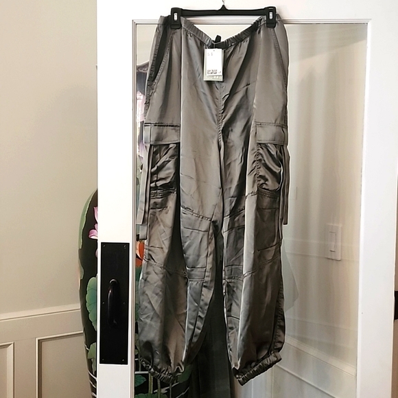 H&M Grey Green Cargo Pants SZ16 - Picture 1 of 7